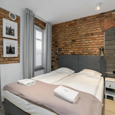 Apartment Old Town Underground Level By Renters Poznan
