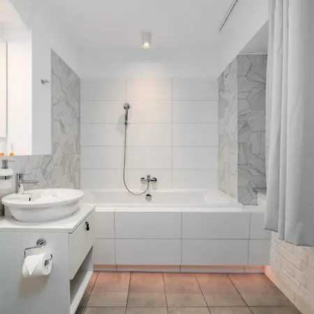 Old Town Underground Level By Renters *