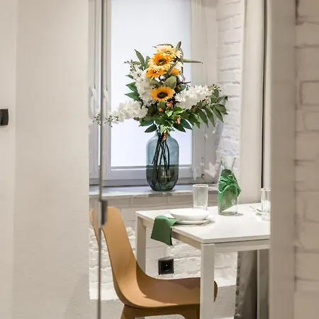 Old Town Underground Level By Renters *