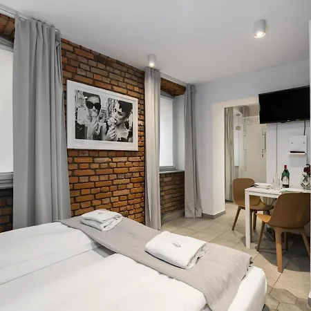 Old Town Underground Level By Renters Poznan