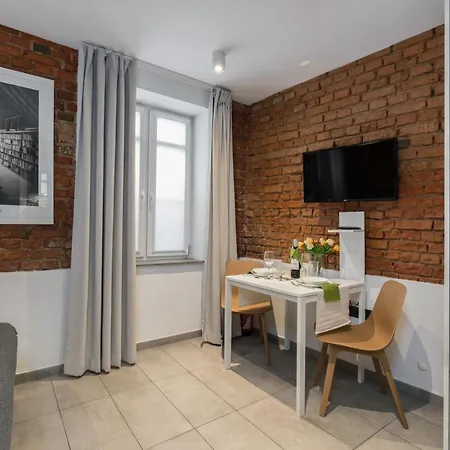 Old Town Underground Level By Renters Apartment Poznan